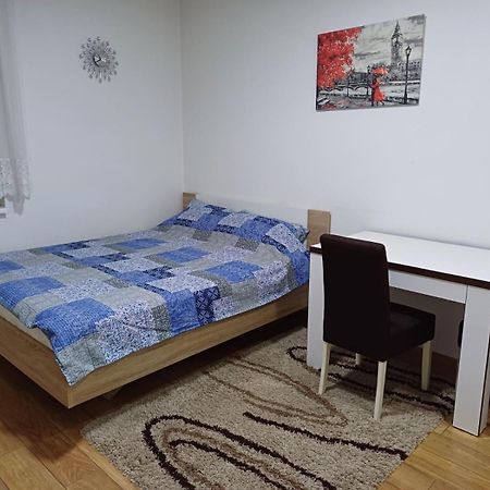 Stan Na Dan Appartement Loznica Buitenkant foto