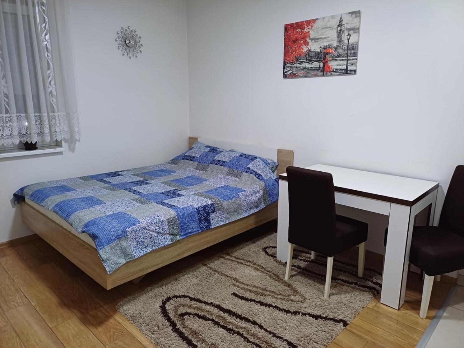 Stan Na Dan Appartement Loznica Buitenkant foto