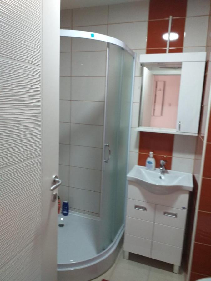 Stan Na Dan Appartement Loznica Buitenkant foto
